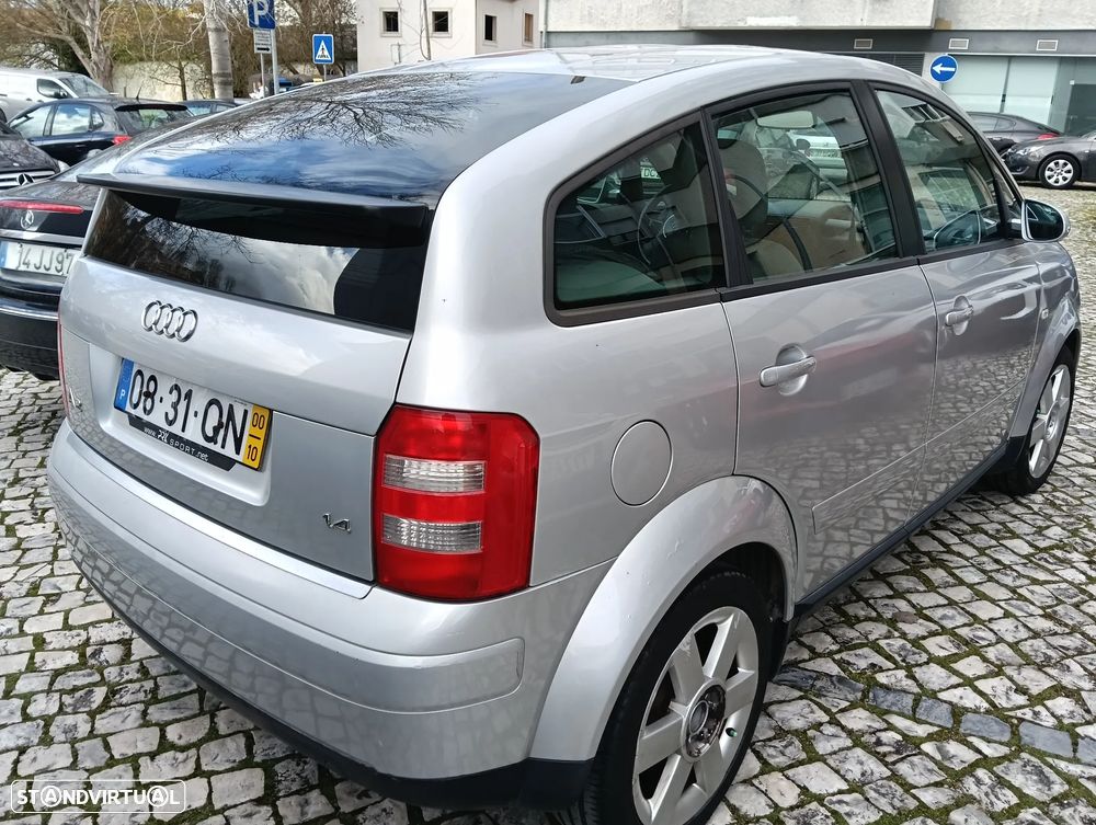 Audi A2 1.4 Attraction - 11