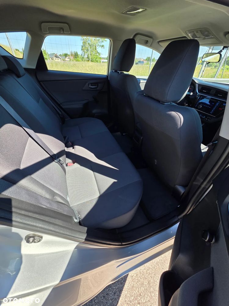 Toyota Auris 1.33 VVT-i Active - 17