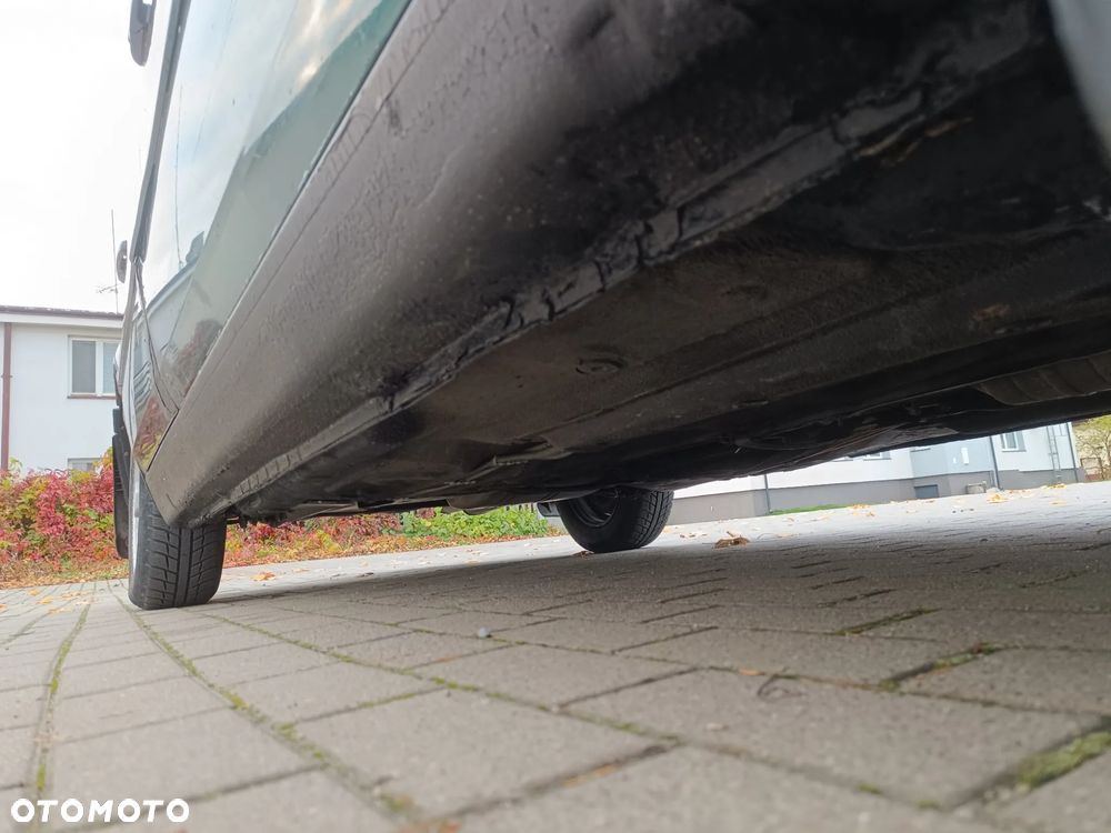 Volkswagen Passat - 37