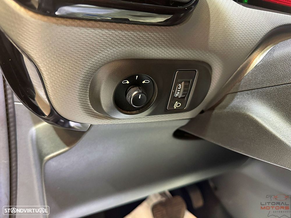 Citroën C4 Cactus 1.2 PureTech Shine EAT6 - 19
