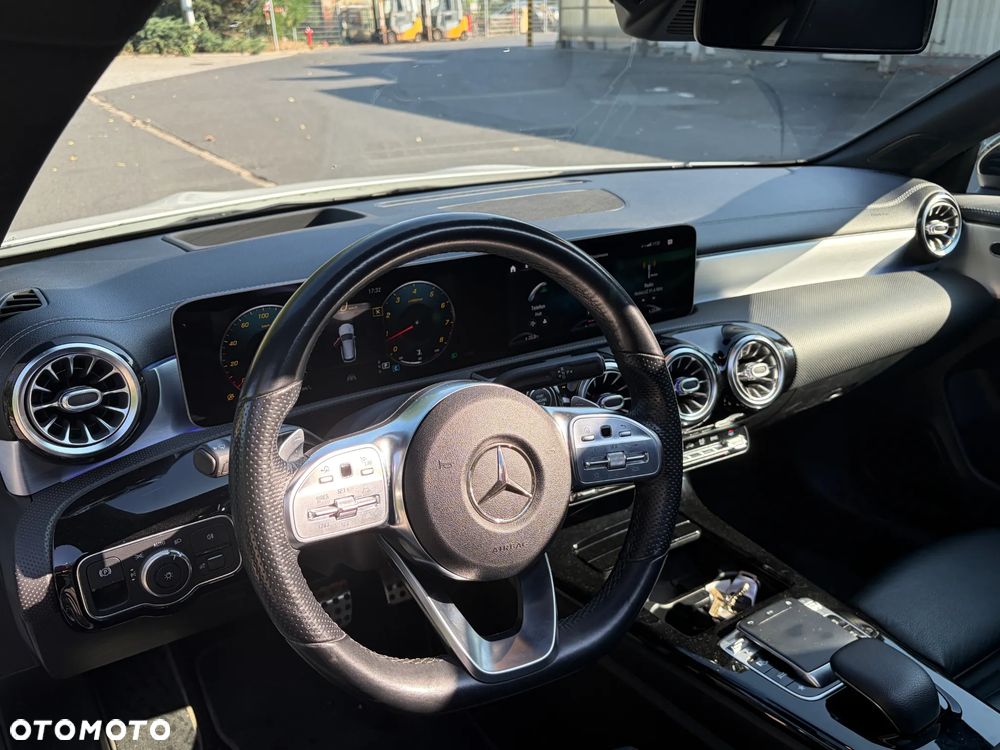 Mercedes-Benz CLA 250 4-Matic Edition 1 7G-DCT - 8