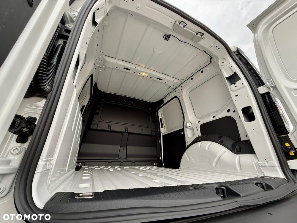Volkswagen Caddy - 32