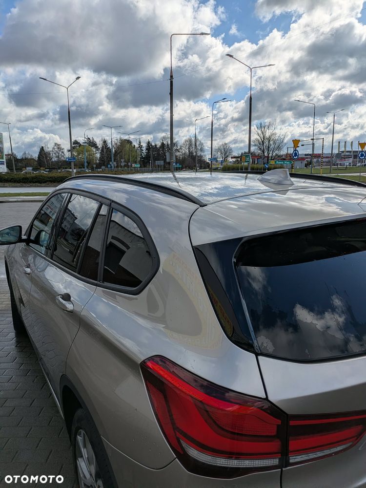 BMW X1 sDrive18i - 6