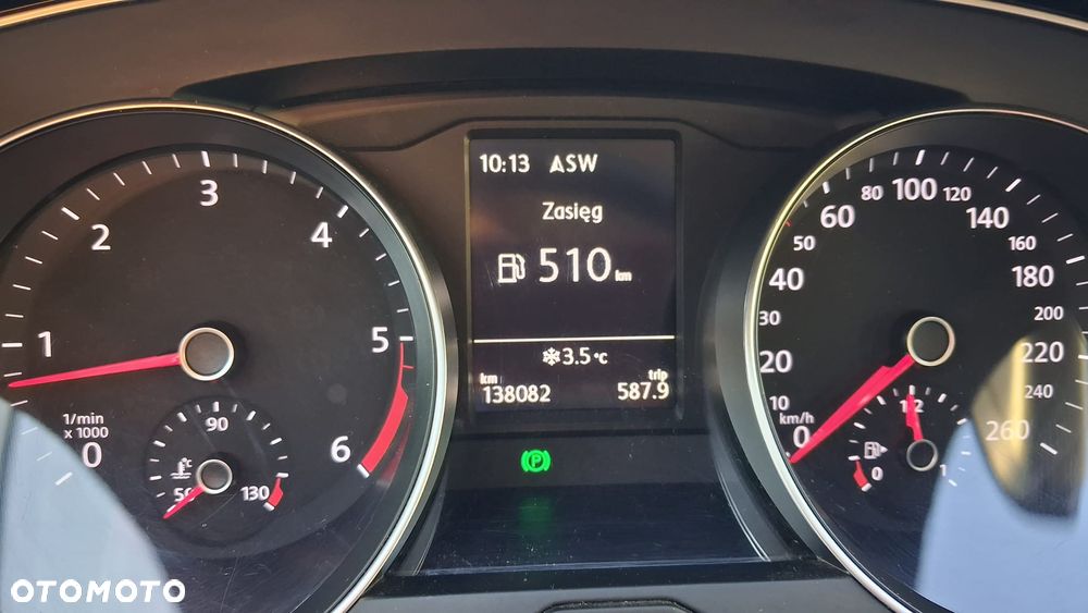 Volkswagen Passat 1.6 TDI (BlueMotion Technology) Comfortline - 13