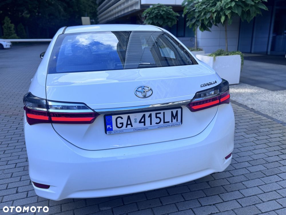 Toyota Corolla - 5