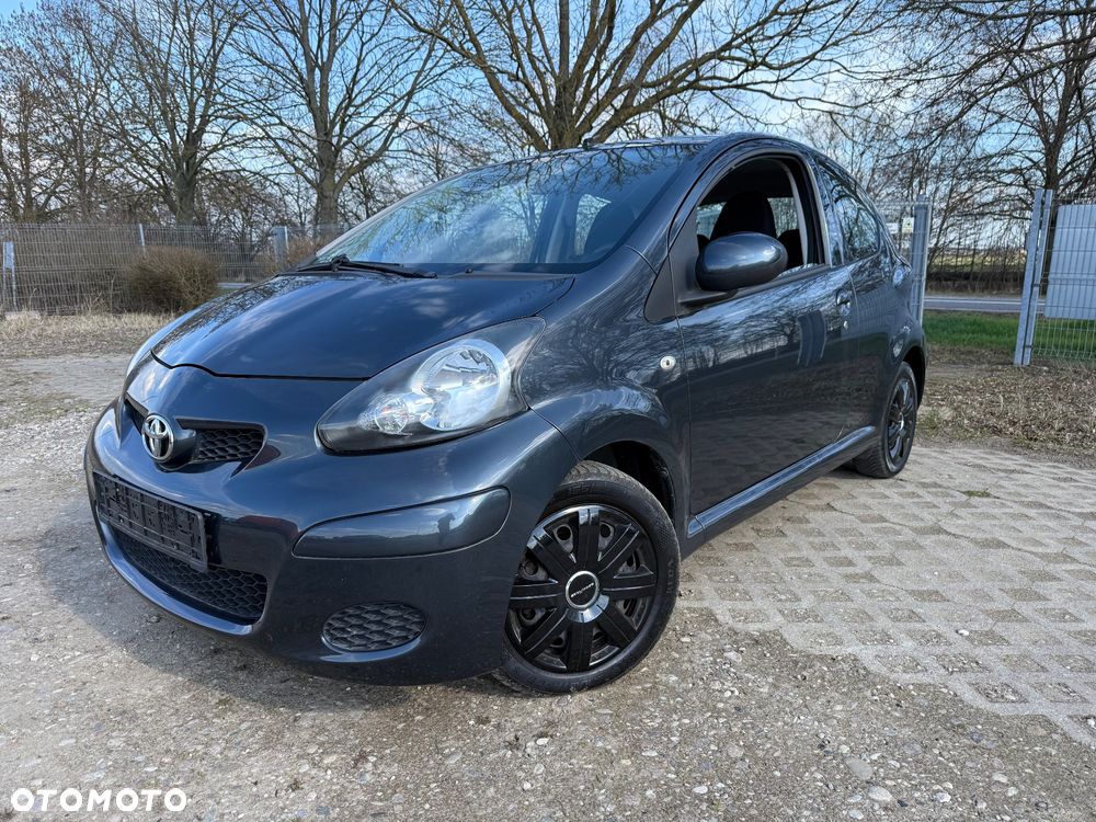 Toyota Aygo Team - 1