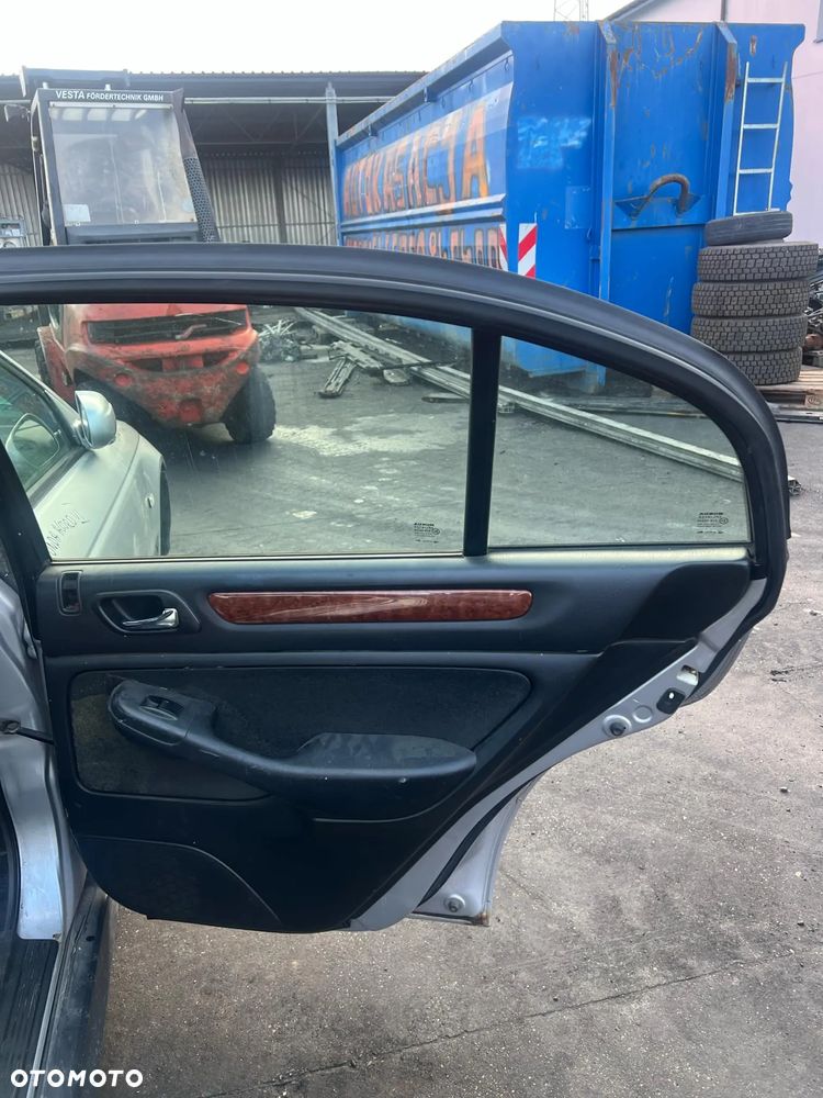 Honda Accord VI 6 Drzwi tylne prawe !! KOMPLETNE !! WYSYŁKA !! - 2