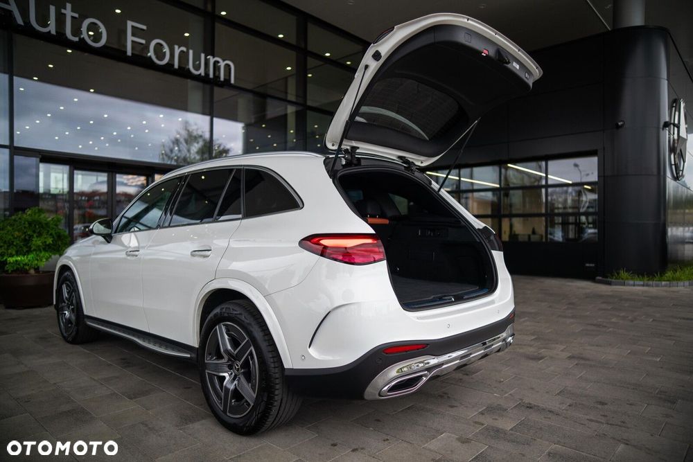 Mercedes-Benz GLC - 27