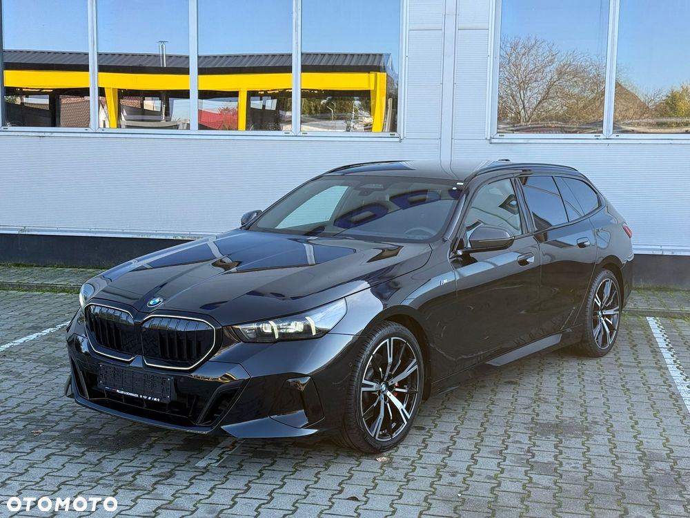 BMW Seria 5 520d xDrive Touring - 4