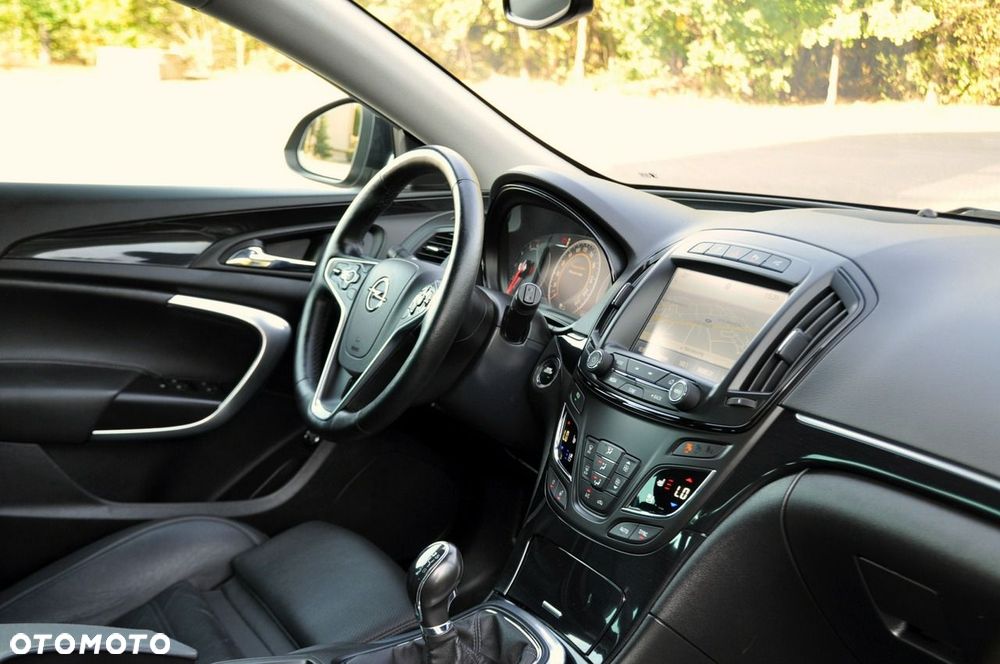 Opel Insignia - 18