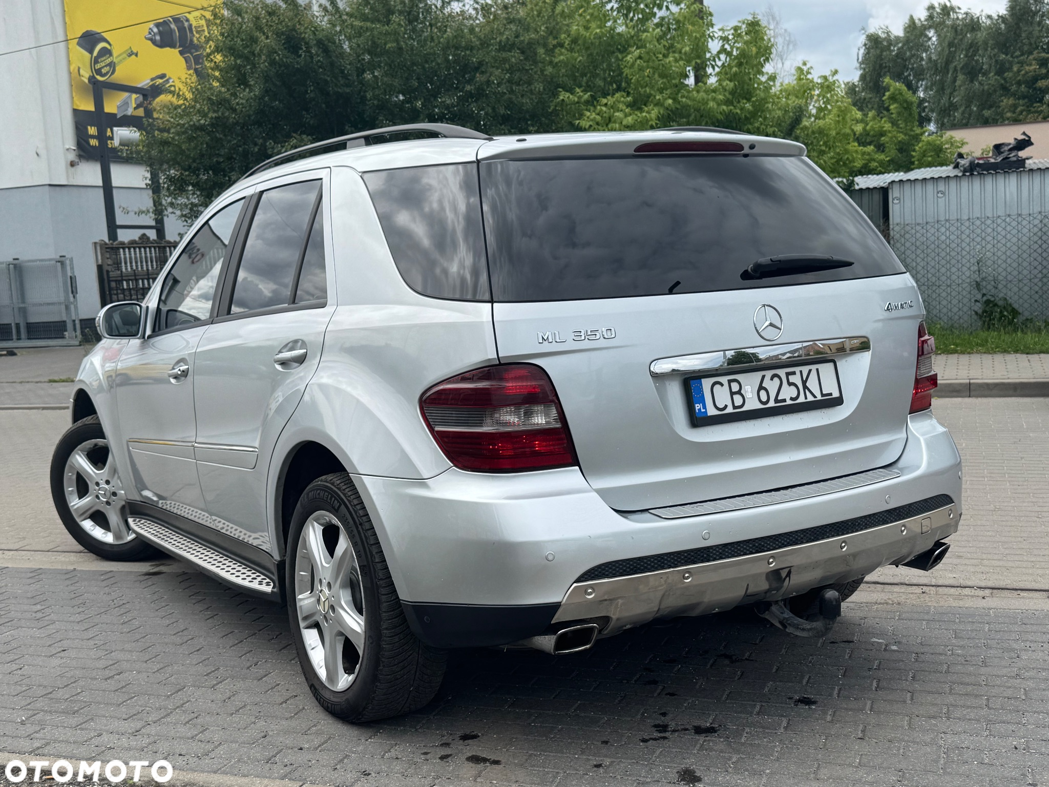 Mercedes-Benz ML 350 4MATIC 7G-TRONIC - 12