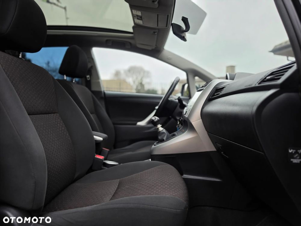 Toyota Verso - 22