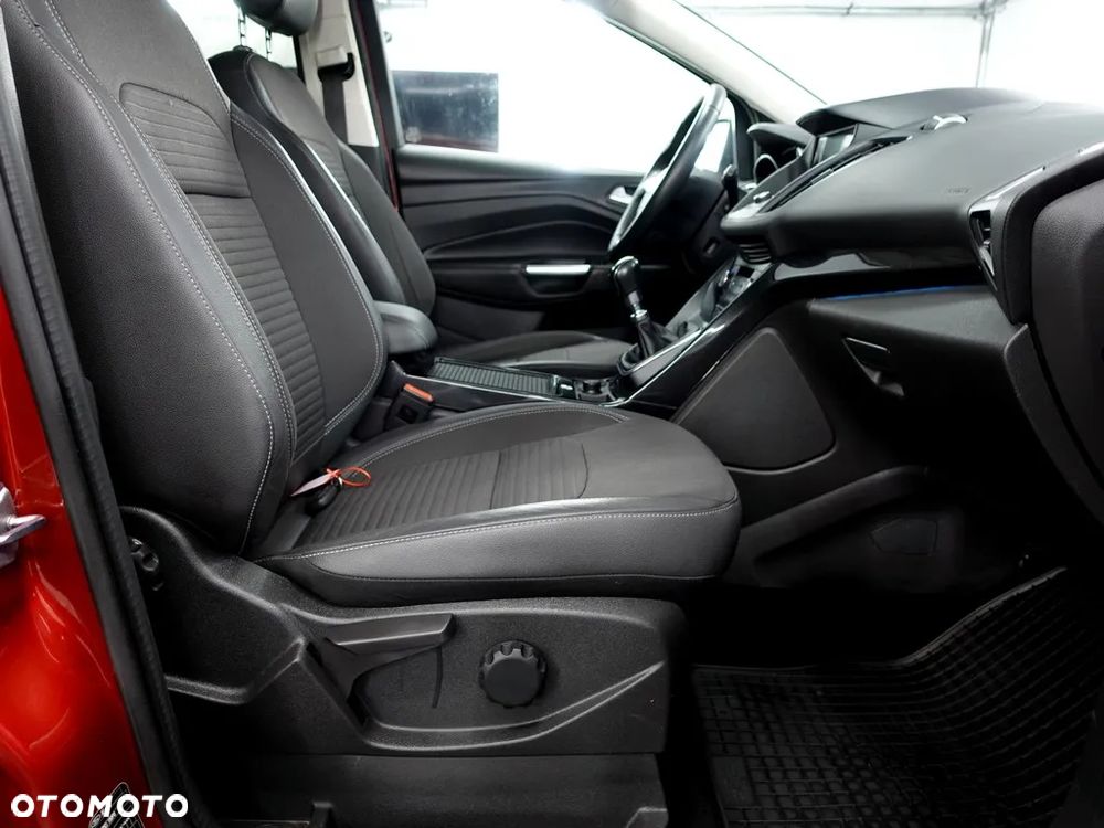 Ford Kuga 2.0 TDCi AWD Titanium - 15