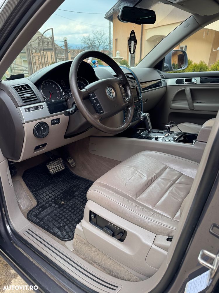 Volkswagen Touareg - 6