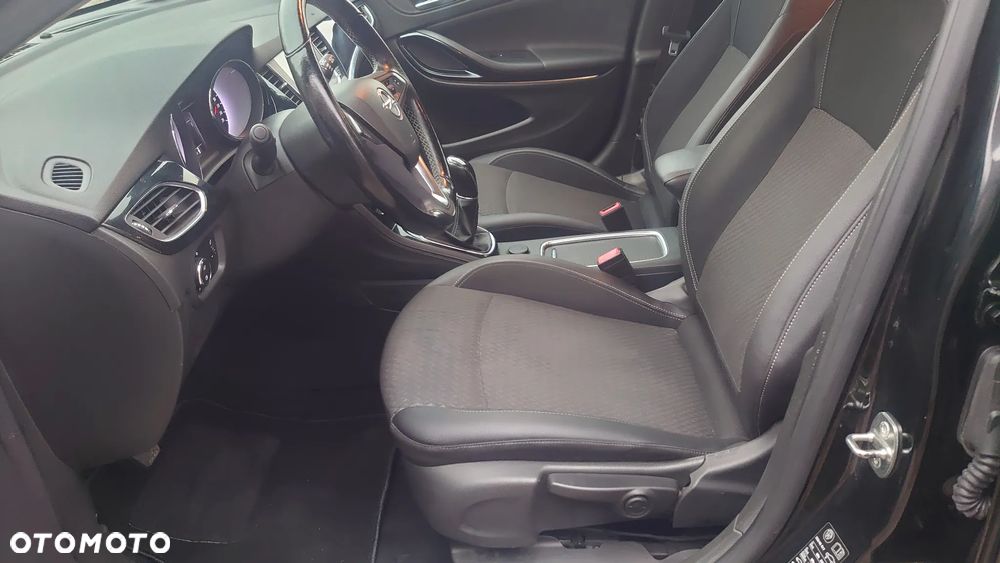 Opel Astra 1.4 Turbo Start/Stop Business - 25