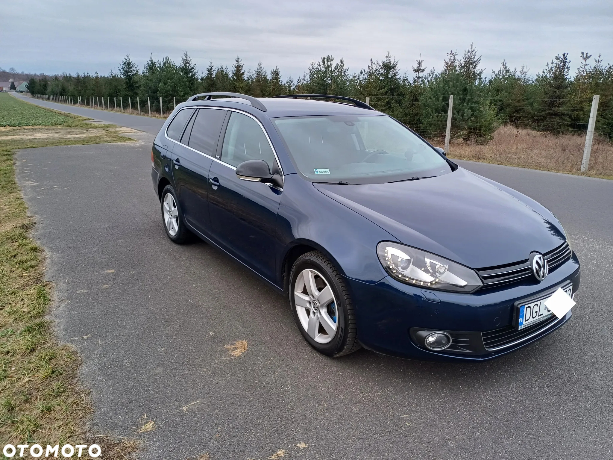 Volkswagen Golf 2.0 TDI DPF Style - 6