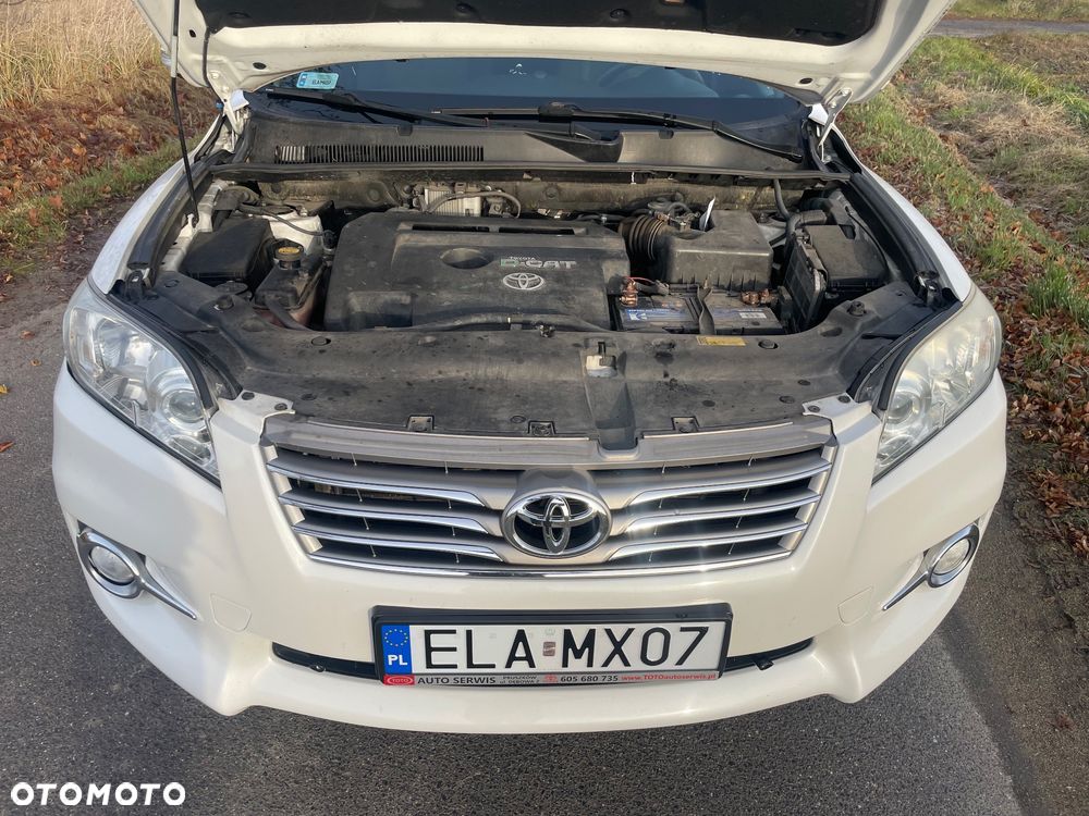 Toyota RAV4 - 10