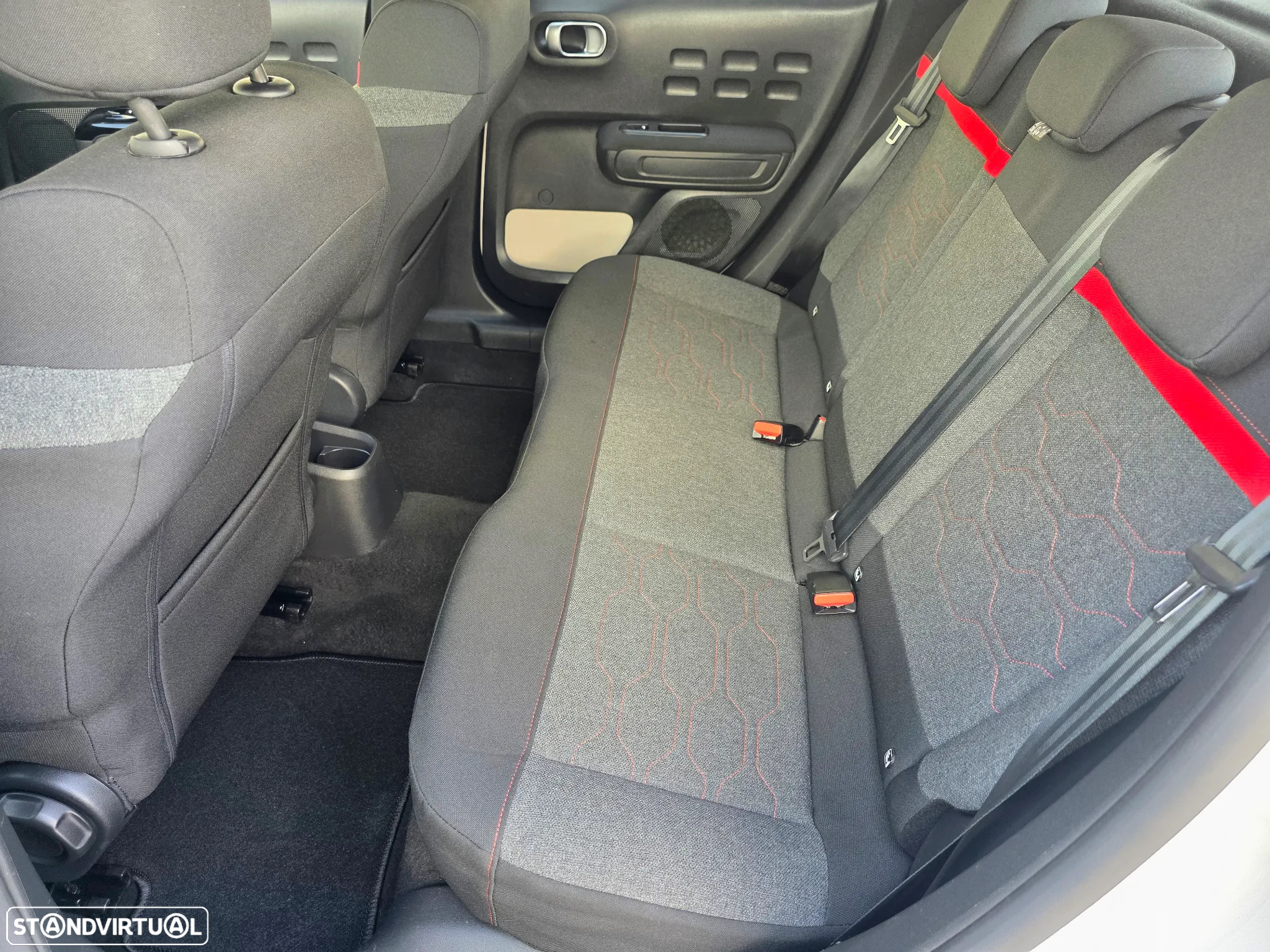 Citroën C3 1.2 PureTech Shine - 44