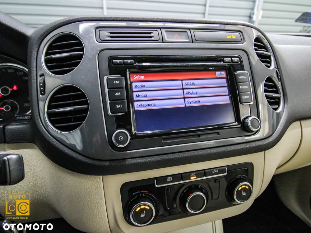 Volkswagen Tiguan - 19