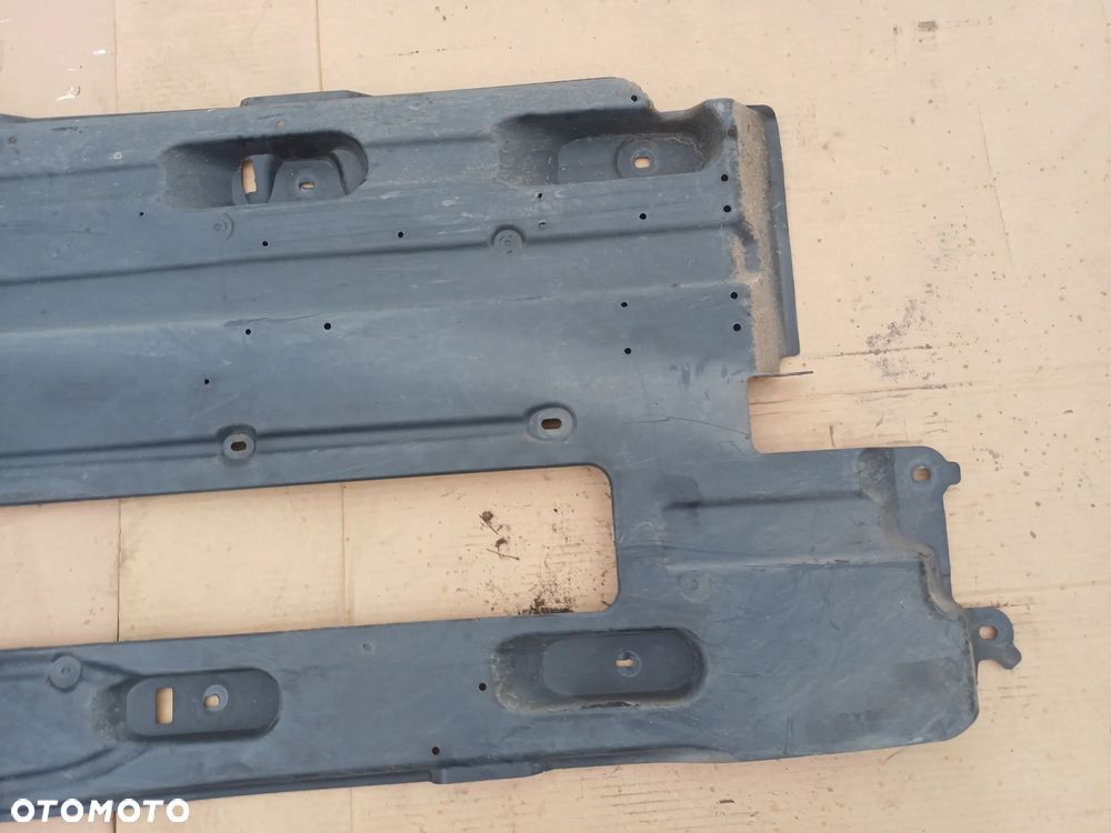 Opel Grandland X płyta osłona podłogi podwozia prawa 982772538001 - 8