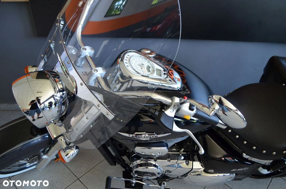 Suzuki VL 800 Volusia - Boulevard C50 - 30