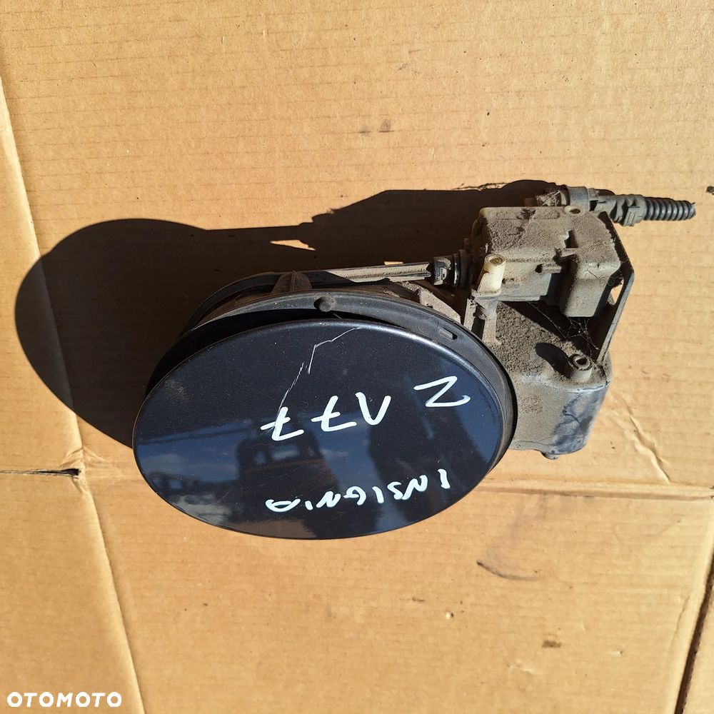 KLAPKA WLEWU PALIWA INSIGNIA A Z177