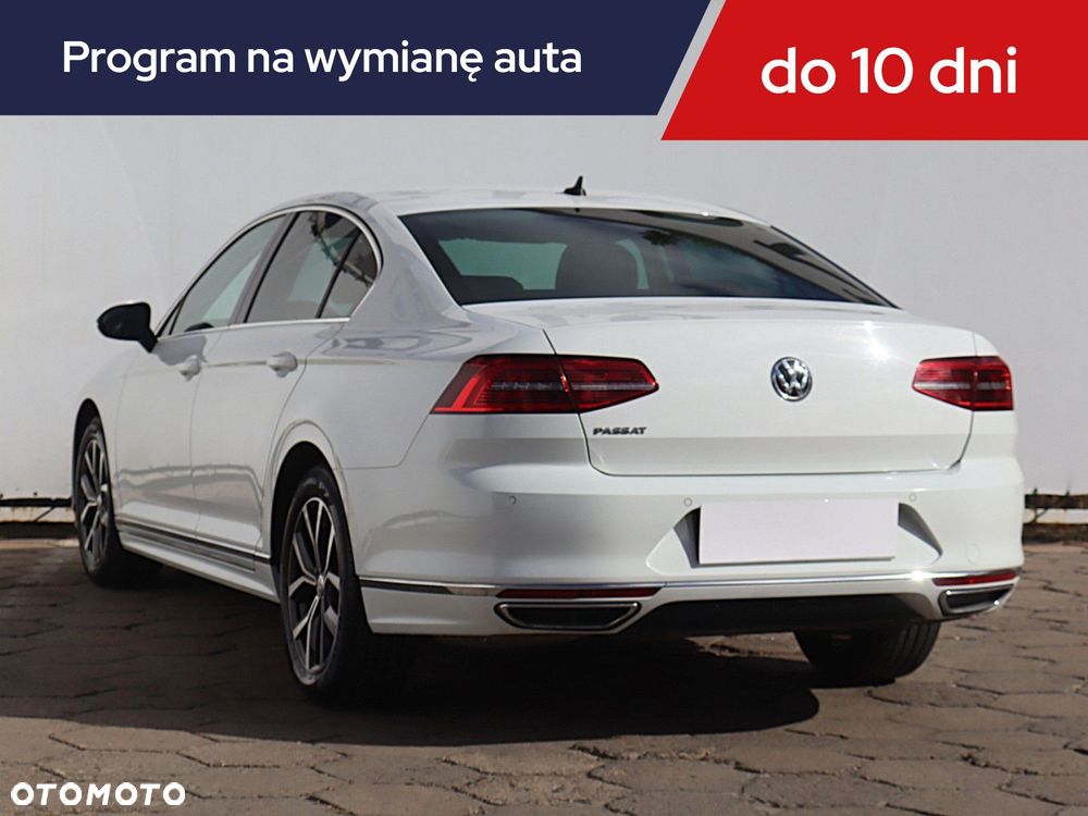 Volkswagen Passat 2018 photo 5