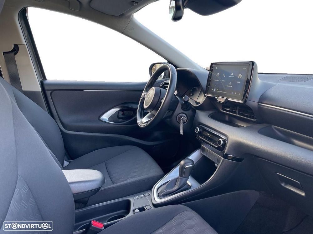 Toyota Yaris 1.5 HDF Comfort Plus - 13