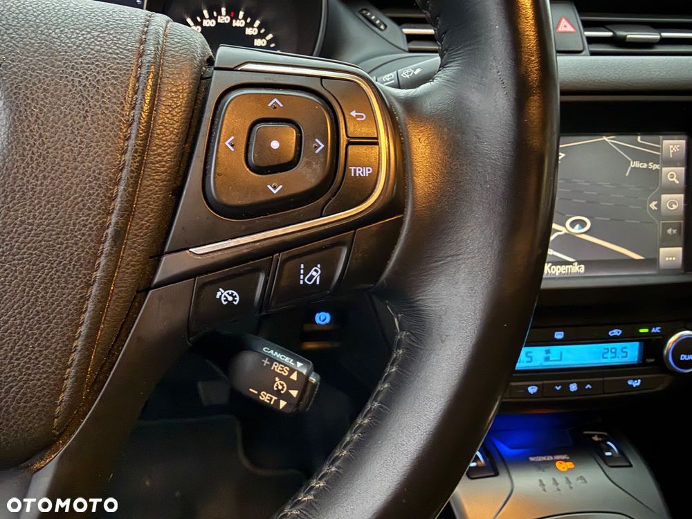 Toyota Avensis 1.8 Prestige - 13