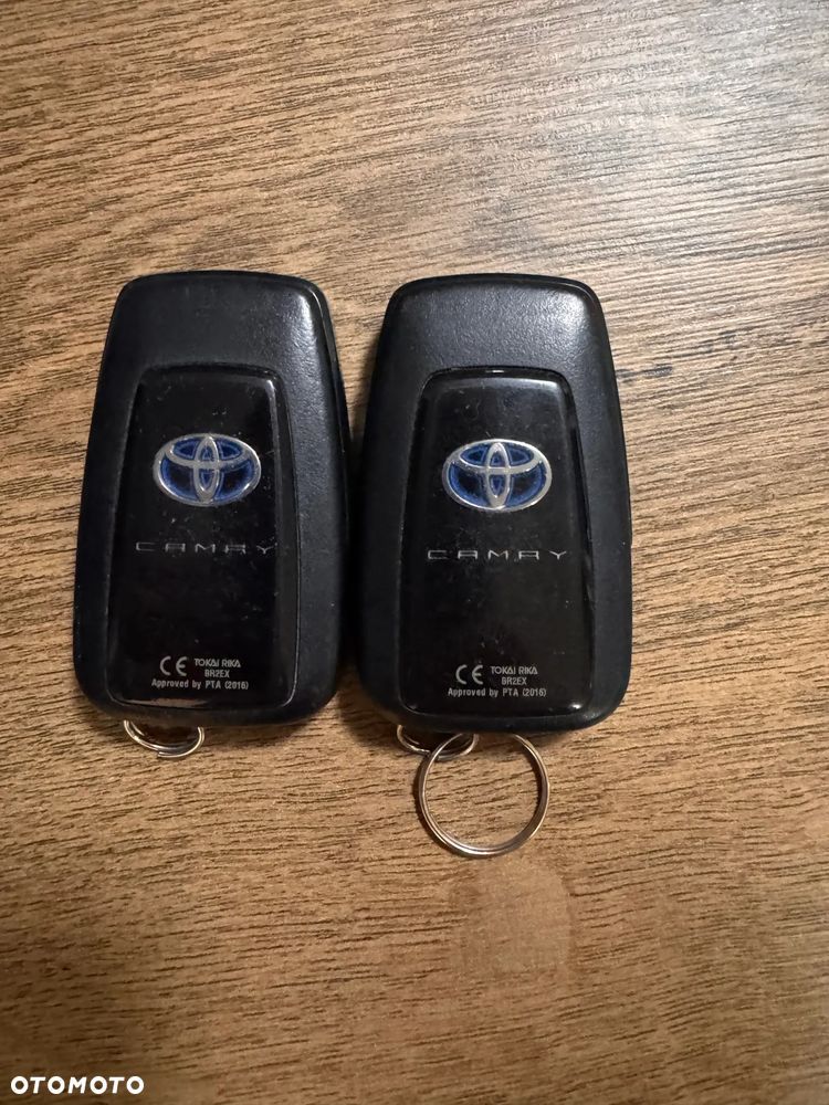 Toyota Camry 2.5 Hybrid Executive CVT - 20
