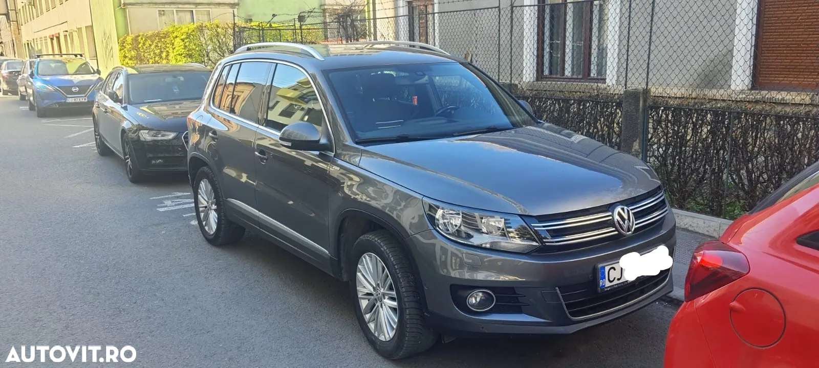 Volkswagen Tiguan - 4