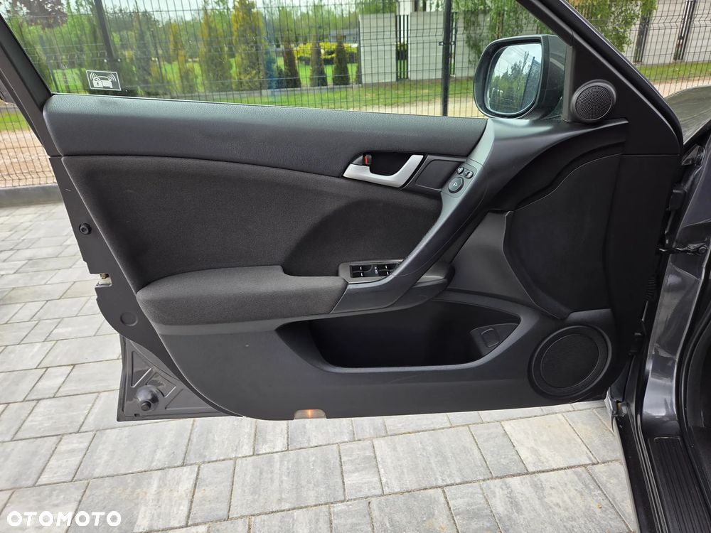 Honda Accord 2.0 Elegance - 34