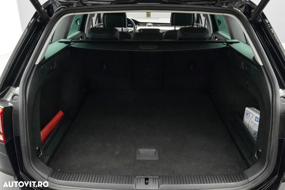 Volkswagen Passat 2.0 TDI 4Mot DSG Highline - 31