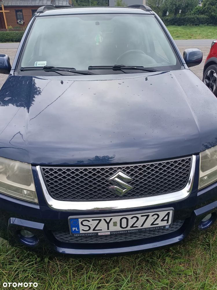 Suzuki Grand Vitara 2.0 - 1