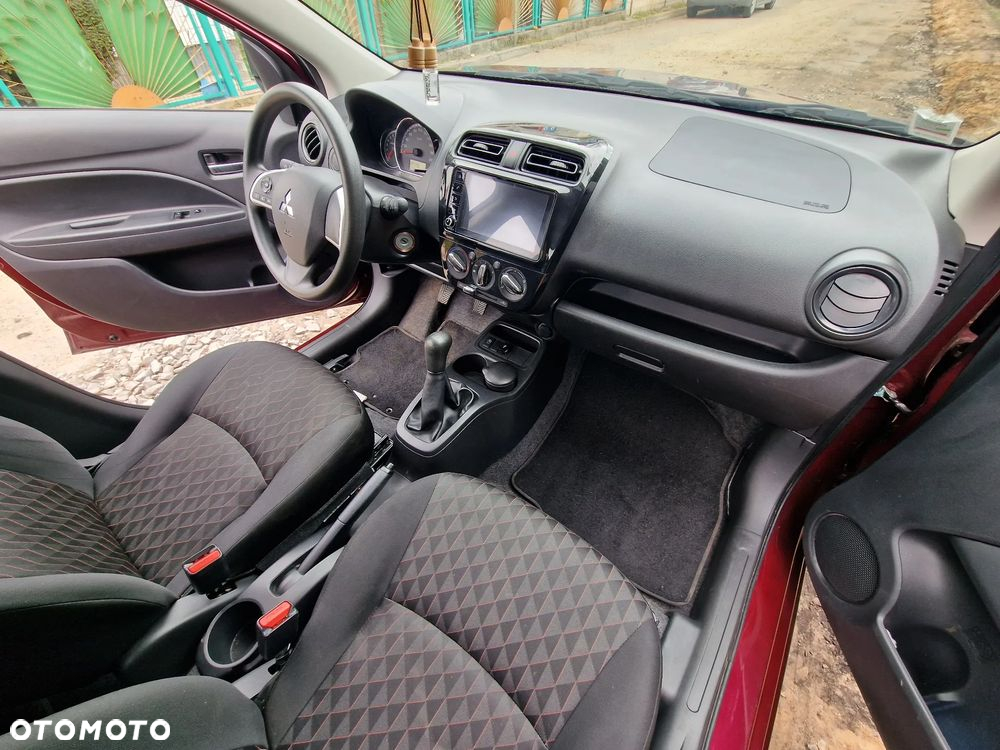 Mitsubishi Space Star 1.2 Entry - 12