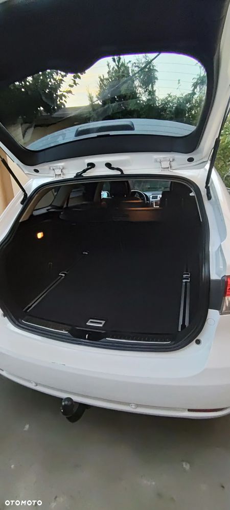 Toyota Avensis 2.0 D-4D Luna - 15