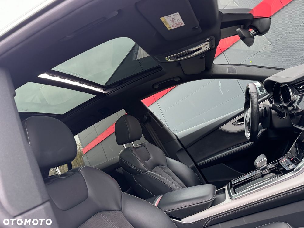 Audi SQ8 - 11