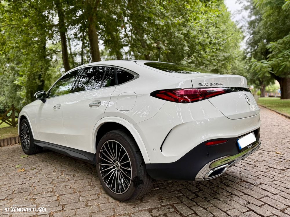 Mercedes-Benz GLC 300 de Coupe 4Matic - 9