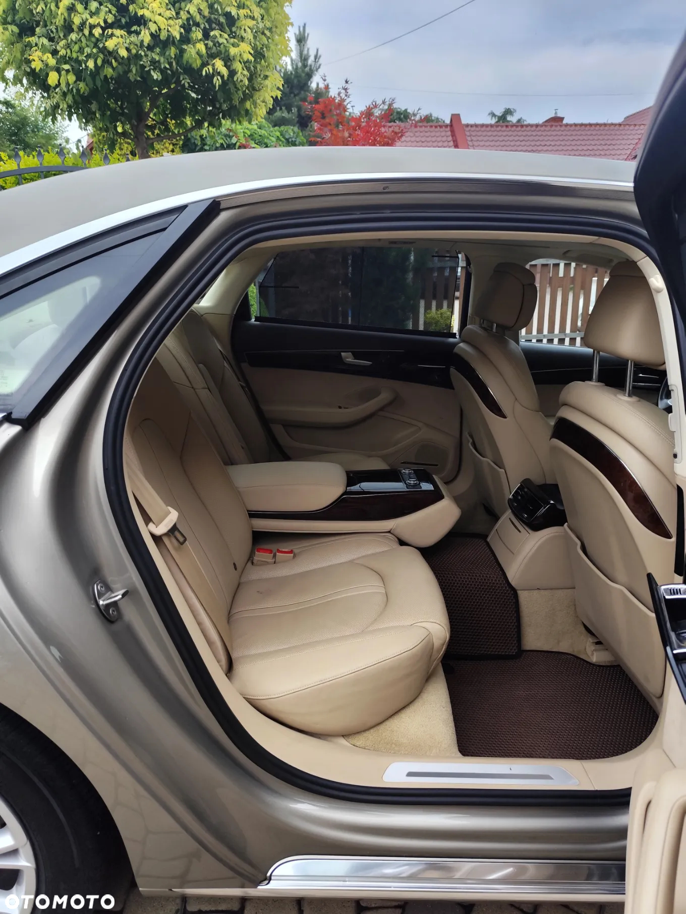 Audi A8 - 10