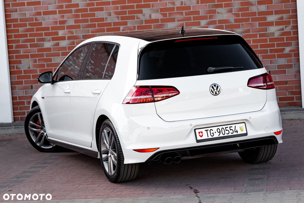 Volkswagen Golf 1.4 TSI BlueMotion Technology DSG Lounge - 12