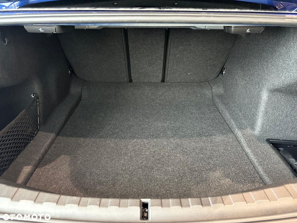 BMW Seria 3 320i M Sport - 26