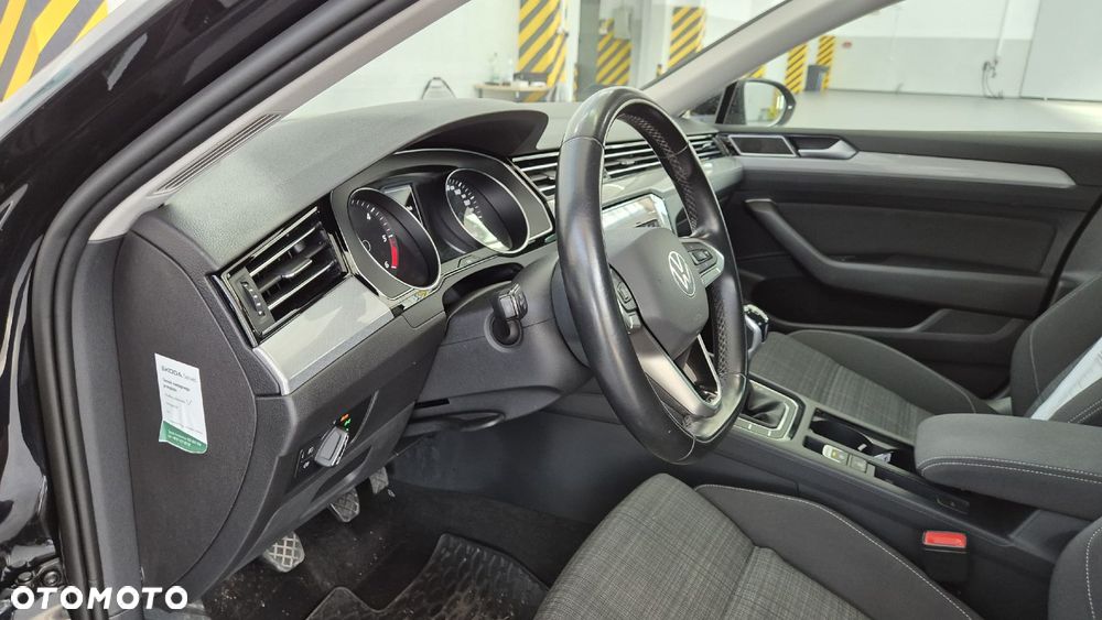 Volkswagen Passat 2.0 TDI EVO Business - 17