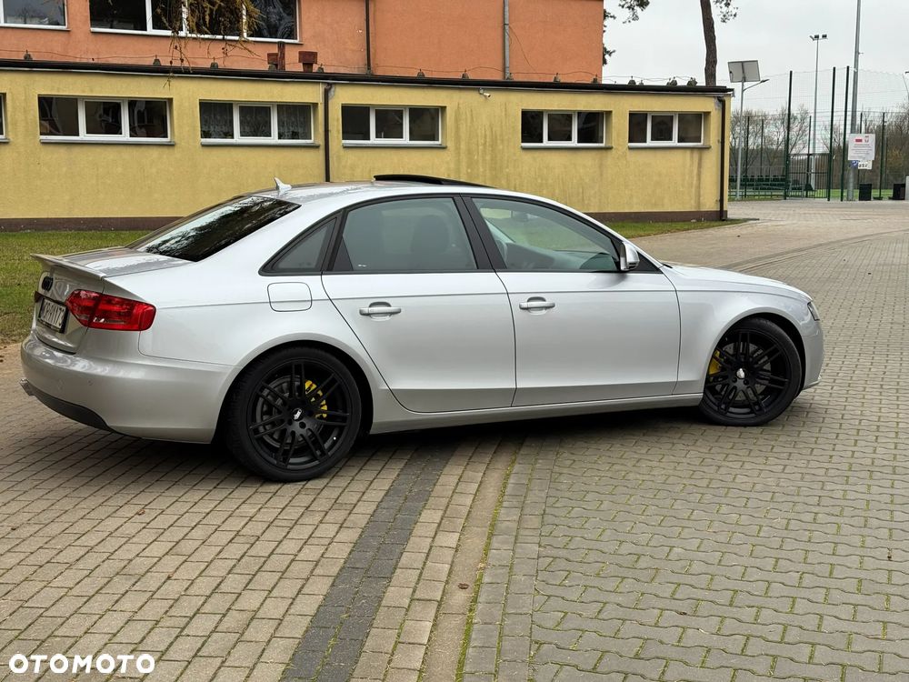 Audi A4 Limousine 2.0 TFSI Quattro - 12