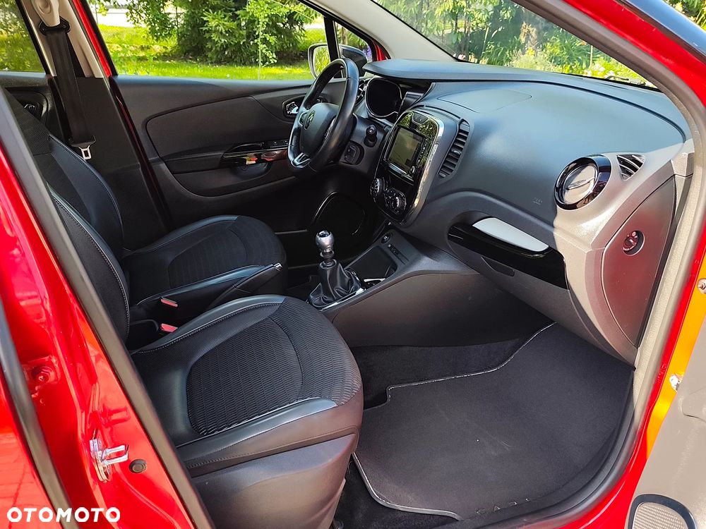 Renault Captur ENERGY TCe 120 Intens - 24