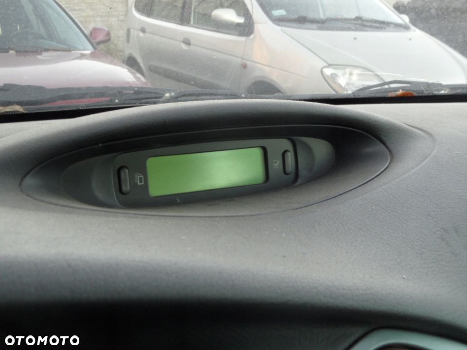 WYSWIETLACZ CITROEN C5