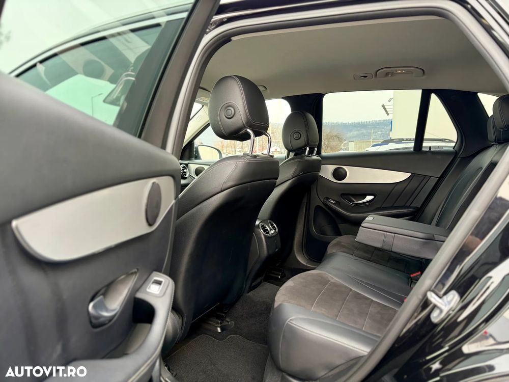 Mercedes-Benz GLC 250 d 4MATIC 9G-TRONIC AMG Line - 19