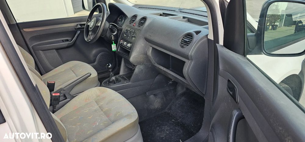 Volkswagen Caddy 1.6 TDi - 6