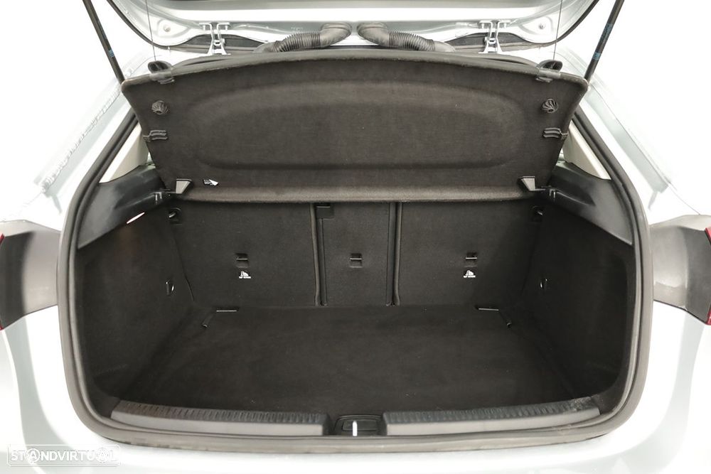Mercedes-Benz A 200 Standard - 24