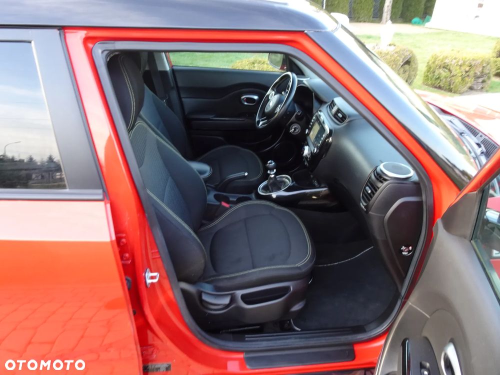 Kia Soul 1.6 CRDI XL - 12