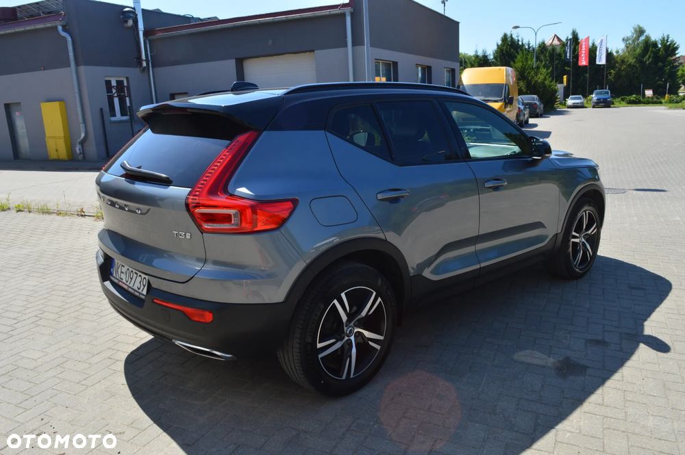 Volvo XC 40 T3 R-Design - 10
